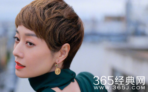 马伊琍与一神秘男子亲密互动 新恋情曝光？