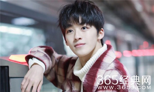 明星艺考成绩陆续出炉 张子枫何洛洛等进北电三试