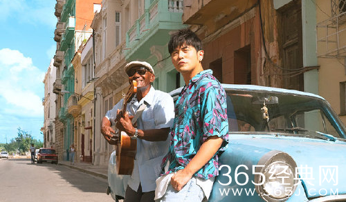 周杰伦新歌mojitoMV清凉来袭 上线1小时销量突破一百万张