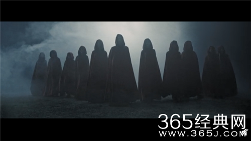 火箭少女最后一支MV上线 暗黑新娘装是美还是怪