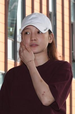 具荷拉前男友宣判  获刑一年当场被捕