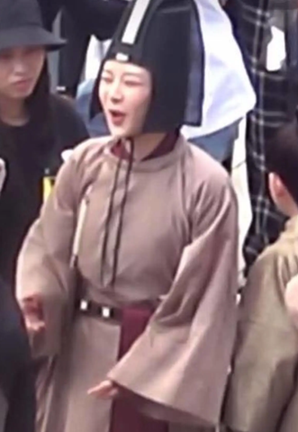 《青簪行》最新路透照曝光  杨紫被吐槽虎背熊腰