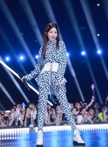 硬糖少女303成团后陈卓璇首次发文吐露心声