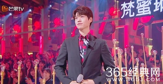 魏大勋加盟《乘风破浪的姐姐》第二次公演  成团助阵人