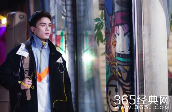 《嗨，什刹海》开播  关晓彤、吴磊携手老戏骨刘佩琦诠释京味生活