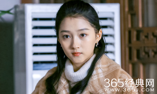 《嗨，什刹海》开播  关晓彤、吴磊携手老戏骨刘佩琦诠释京味生活