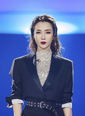 阿朵07年博客  霸气回怼偷拍者