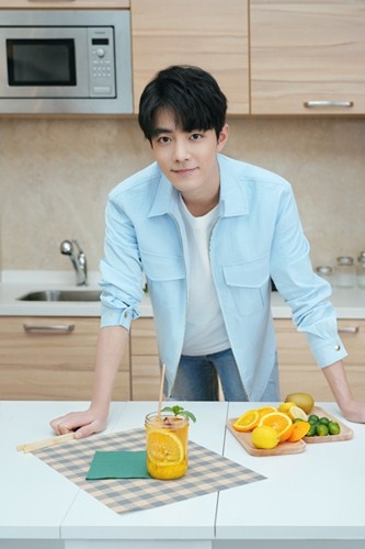 肖战工作室致歉信登热搜，这到底是怎么回事？