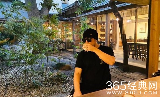 周杰伦遭监控器偷拍事件始末