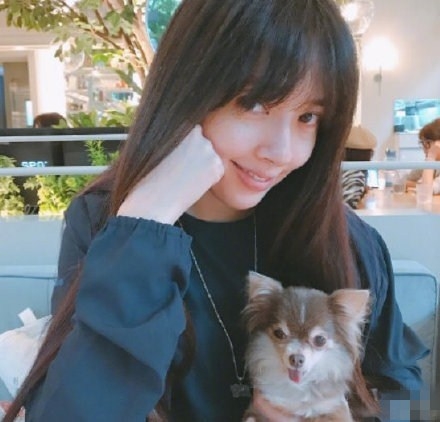 郭碧婷近照曝光：笑容灿烂心情好