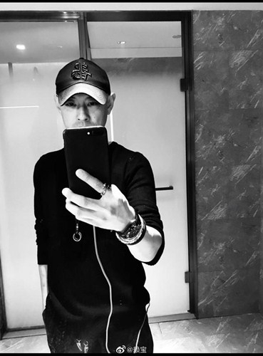 《今晚80后脱口秀》幕后写手  赖宝突发心梗离世