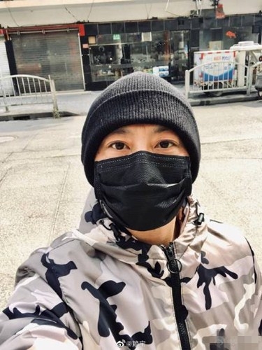 《今晚80后脱口秀》幕后写手  赖宝突发心梗离世