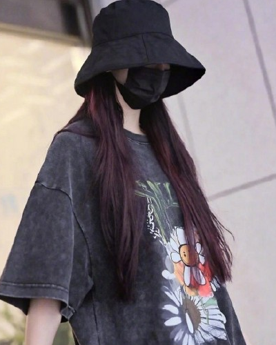 THE9成员齐换新发色  陆柯燃红发，喻言，赵小棠墨蓝色，你最喜欢谁的发色？