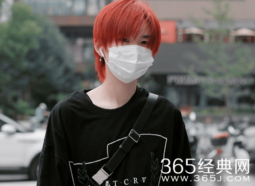 THE9成员齐换新发色  陆柯燃红发，喻言，赵小棠墨蓝色，你最喜欢谁的发色？