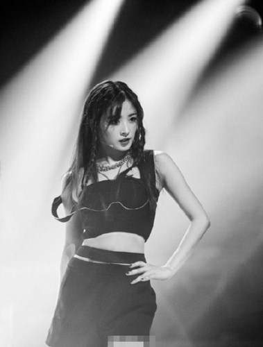 《乘风破浪的姐姐》张含韵非洲舞solo得票147票，排名第一