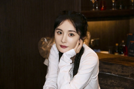 杨幂再爆金句：凭什么要别人了解你的辛苦