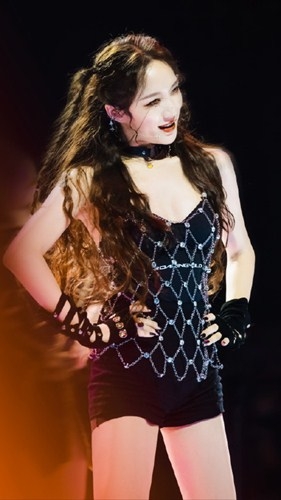 孟佳发表被淘汰感言，称：海平面总有会平静的时候