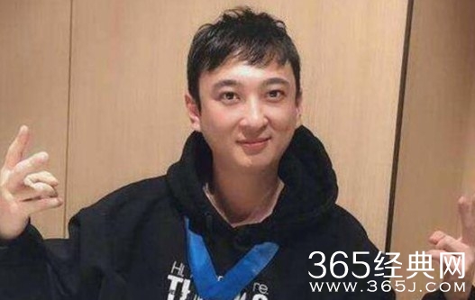 药水哥宣布参加中国新说唱，校长王思聪点赞