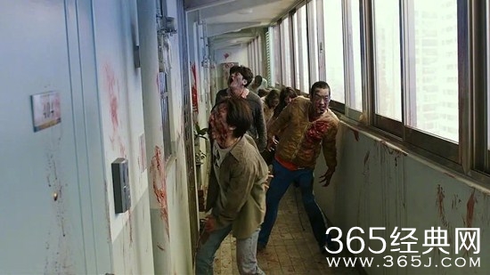 朴信惠新片《活着》蝉联韩国票房冠军