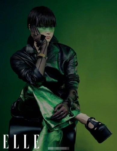 李宇春最新杂志封面照曝光 网友惊叹好漂亮！