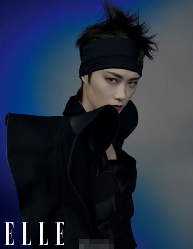 李宇春最新杂志封面照曝光 网友惊叹好漂亮！