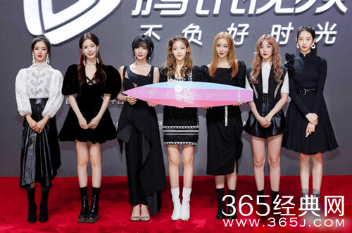 硬糖少女303发布首张EP  发布5分钟销量突破100万