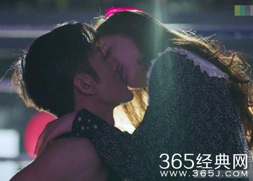 《我，喜欢你》发布新预告  赵露思搭档“大叔”林雨申甜蜜满满