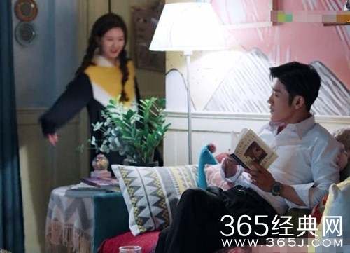 《我，喜欢你》发布新预告  赵露思搭档“大叔”林雨申甜蜜满满