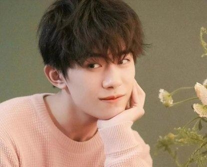 易烊千玺全新单曲《My Boo》上线   上线一小时评论破百万！