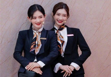 谢娜cos王漫妮，与江疏影宛如双胞胎