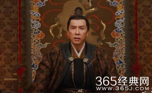 《花木兰》发布新幕后特辑  刘亦菲武术训练曝光