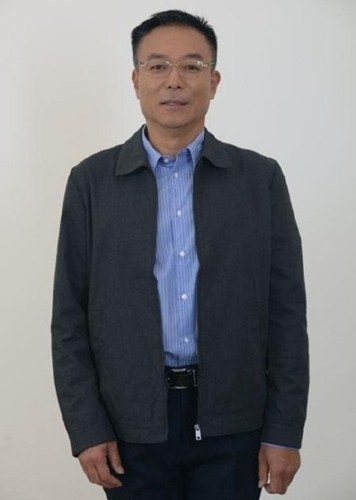 演员谢园离世， 陈凯歌张艺谋等发文悼念