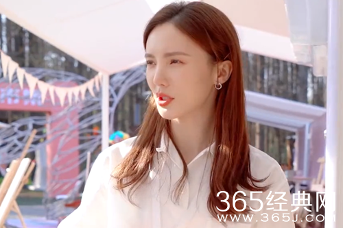 《不会恋爱的我们》赵江月的年龄焦虑