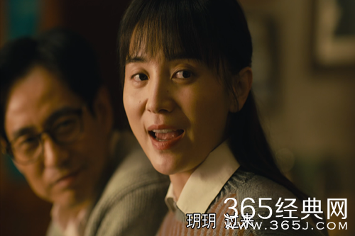 《人世间》周蓉默许女儿跟人亲热的原因