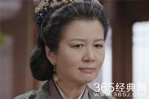 《嫣语赋》秋老太太介绍