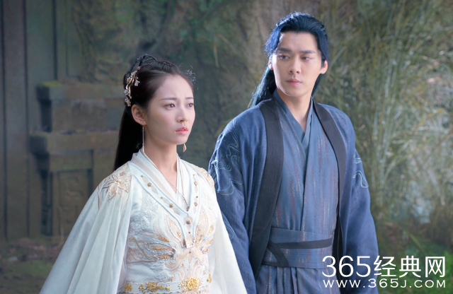 《镜双城》镜裂之术