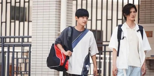 《冰球少年》陈彻介绍