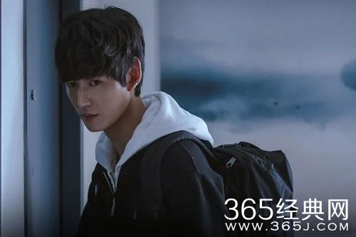 《优越的一天》连环杀人魔身份