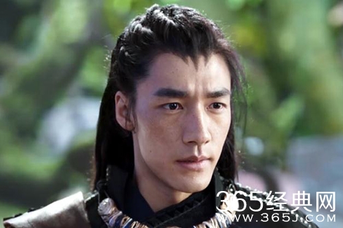 《与君初相识》离殊身份