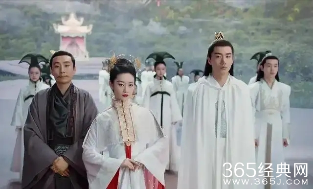 《与君初相识》仙师府弟子穿白衣