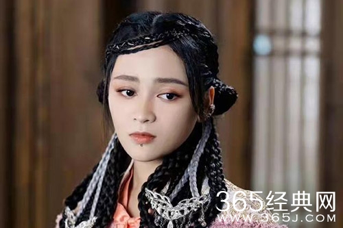 《与君初相识》卿瑶喜欢长意