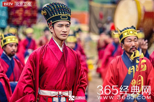 《山河月明》朱柏结局