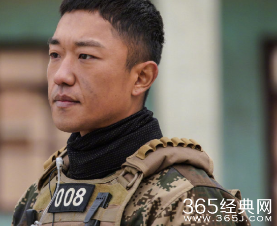 《特战荣耀》曹奔和白龙的过节