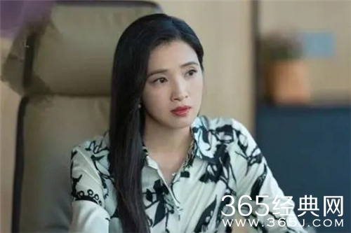 《请叫我总监》石英结局