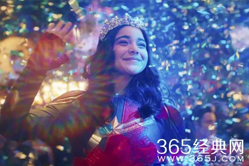 美剧《惊奇少女》剧情介绍