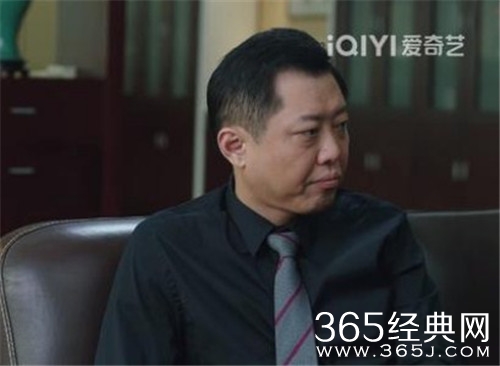 《春风又绿江南岸》严东雷和严阿龙的关系