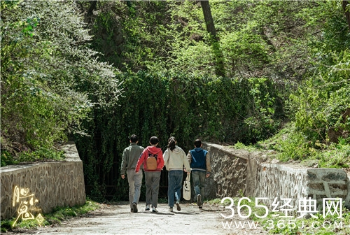 《胆小鬼》原著小说