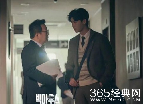 《黑话律师》朴昌浩身份