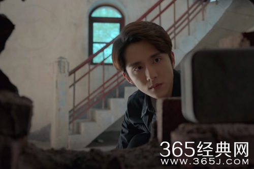 《天才基本法》裴之砸墙