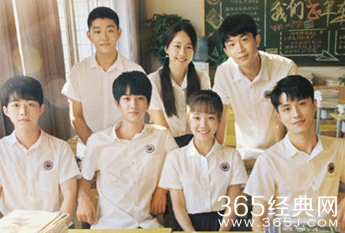 《追着彩虹的我们》剧情介绍